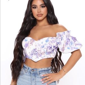 Groundbreaking floral corset top